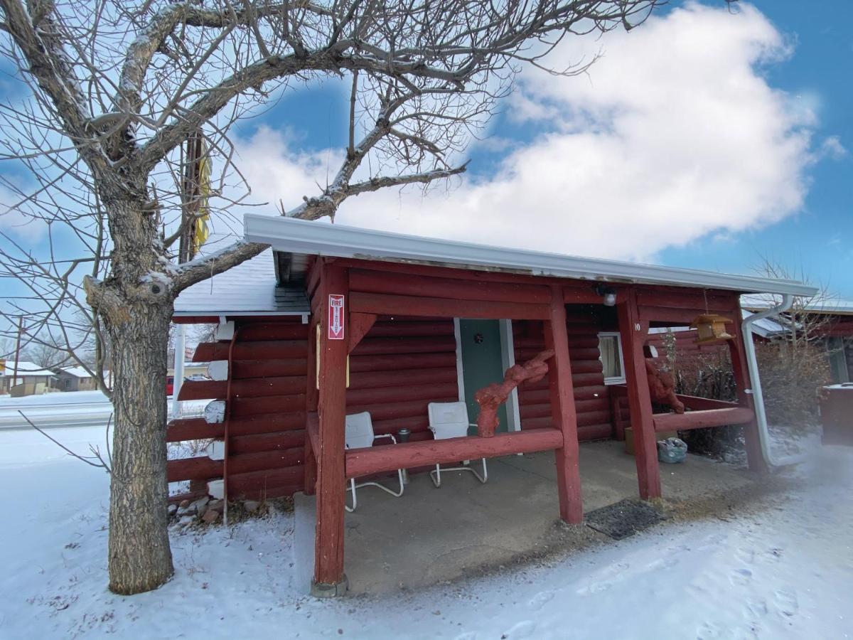 Roundtop Mountain Vista - Cabins And Motel Thermopolis Kültér fotó