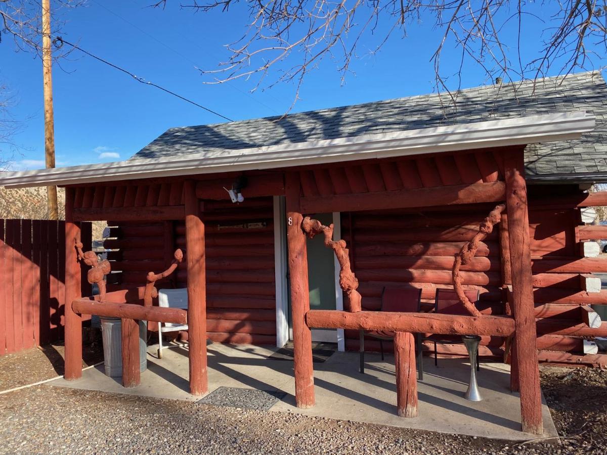 Roundtop Mountain Vista - Cabins And Motel Thermopolis Kültér fotó