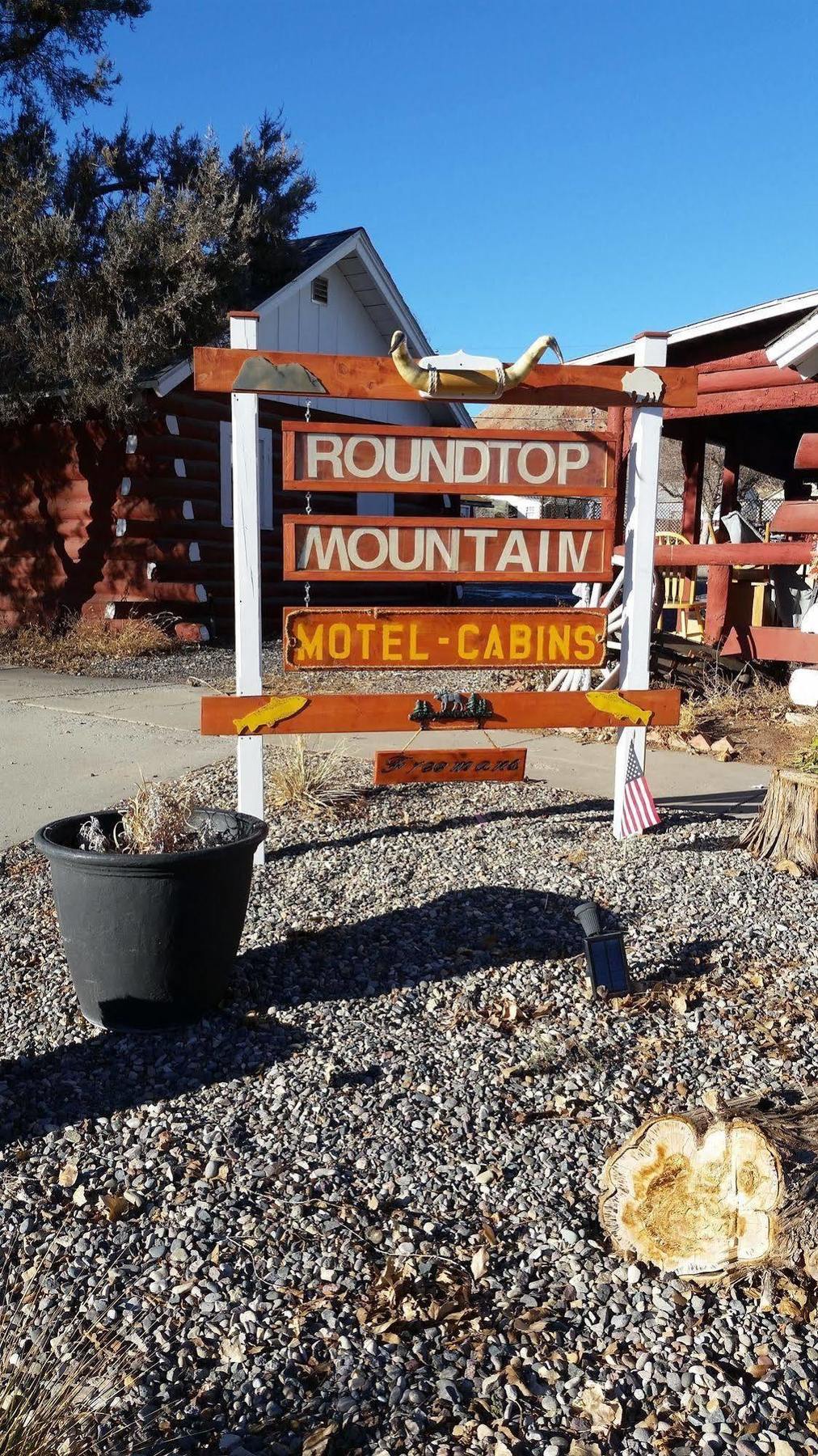 Roundtop Mountain Vista - Cabins And Motel Thermopolis Kültér fotó